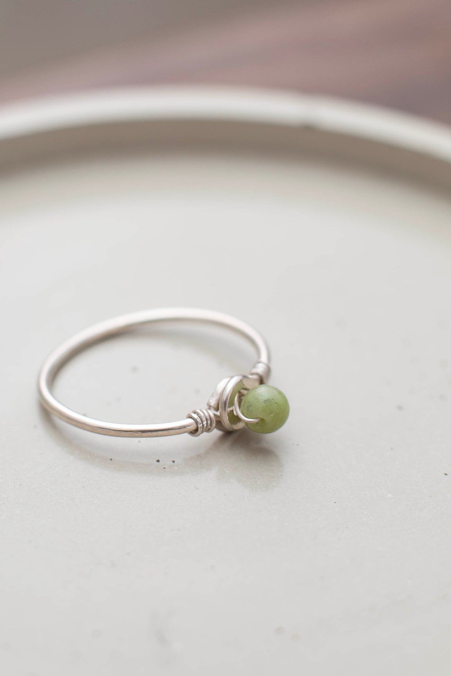 CANADIAN JADE RING | SILVER